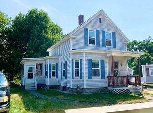37 Staveley St, Lowell, MA 01852
