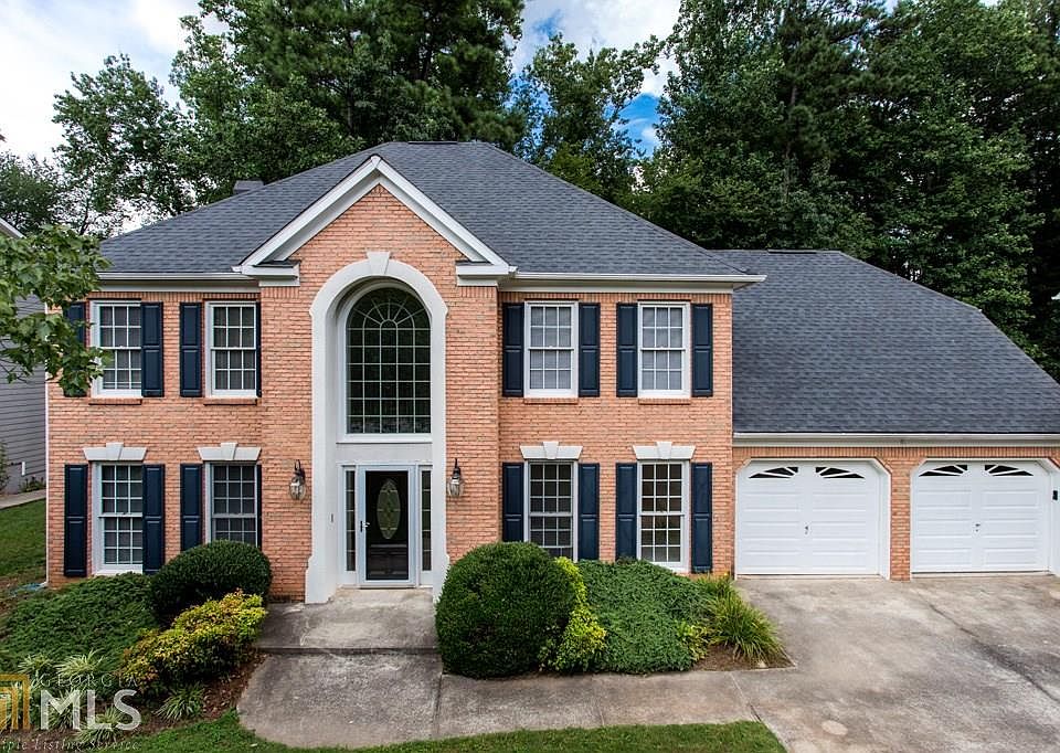 2nd image of 670 Wolfs Bane Dr NW