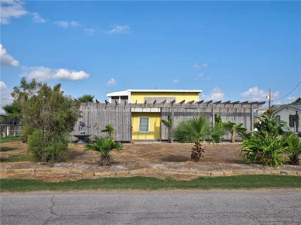 516 Trojan St, Port Aransas, TX 78373