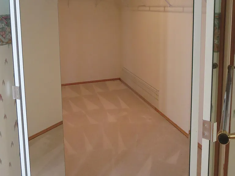 Large walk-in closet