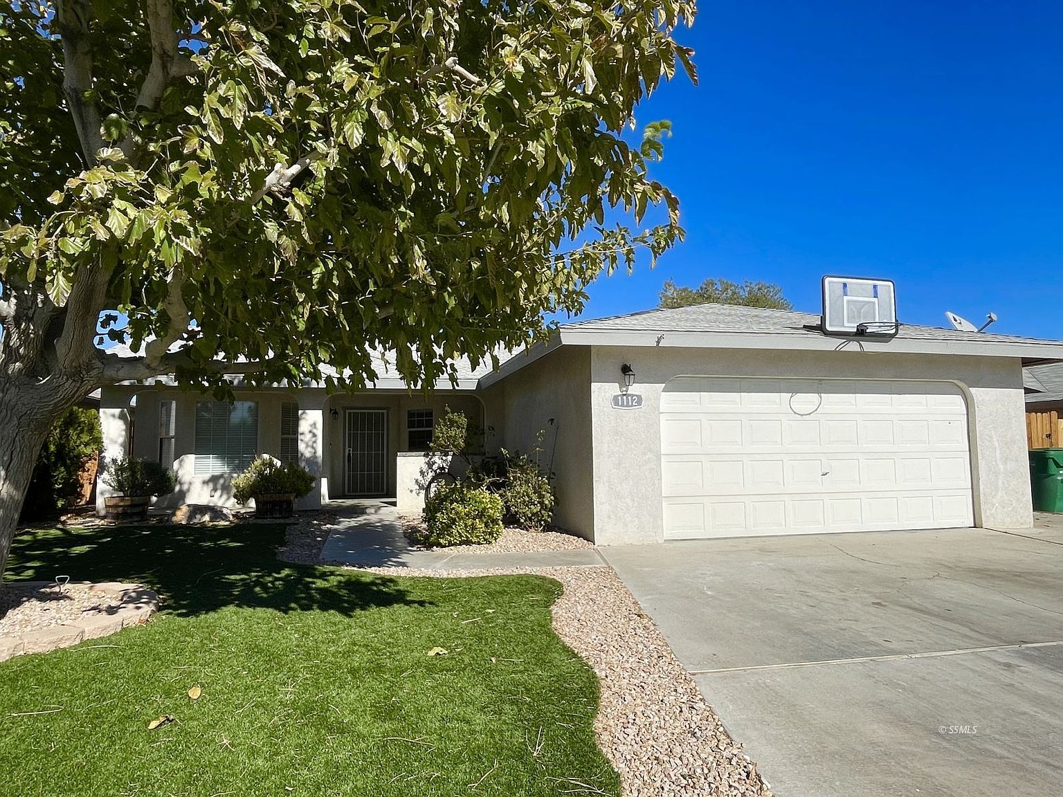 1112 Briarwood Ave, Ridgecrest, CA 93555 Zillow