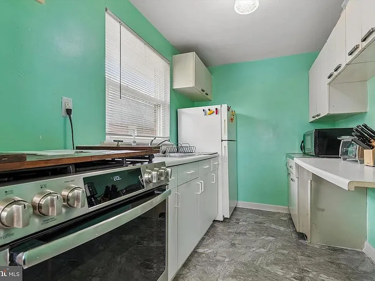 621 Hamilton St — Photo 7
