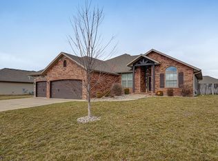 867 W Capitol Hill Dr, Rogersville, MO 65742