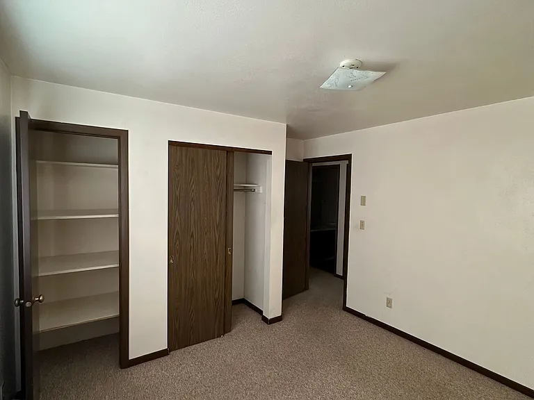508 E Burdick St #7 — Photo 7