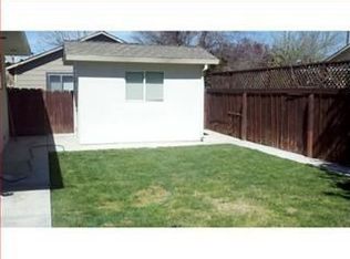 975 East St, Hollister, CA