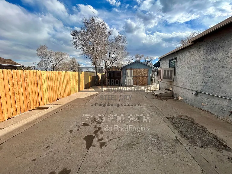 2802 Lakeview Ave — Photo 13