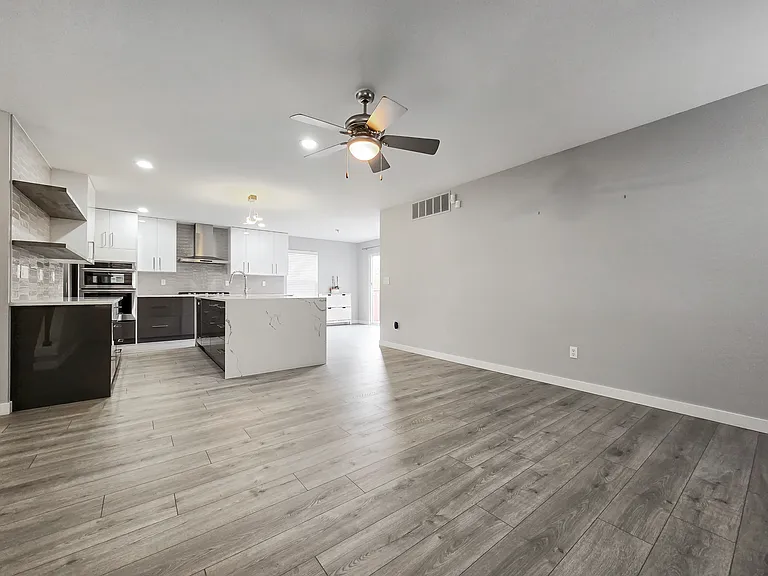 9550 227th Way NE — Photo 6