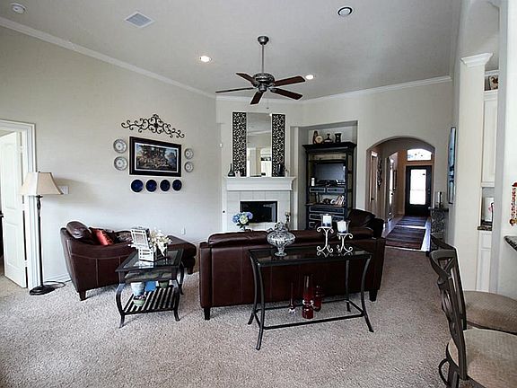 3rd image of 14329 S Summerchase Cir