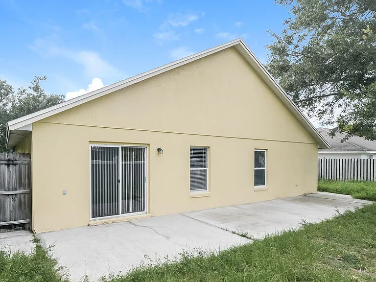 747 Citrus Cove Dr — Photo 16