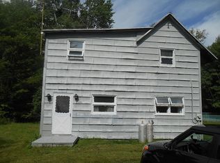 621 Maple Avenue Ext, Greenville, NY 12083