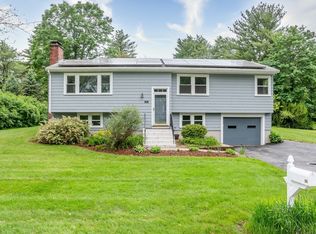 34 Brooks Rd, Wayland, MA 01778
