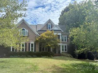 730 Hampshire Hill Rd, Matthews, NC 28105