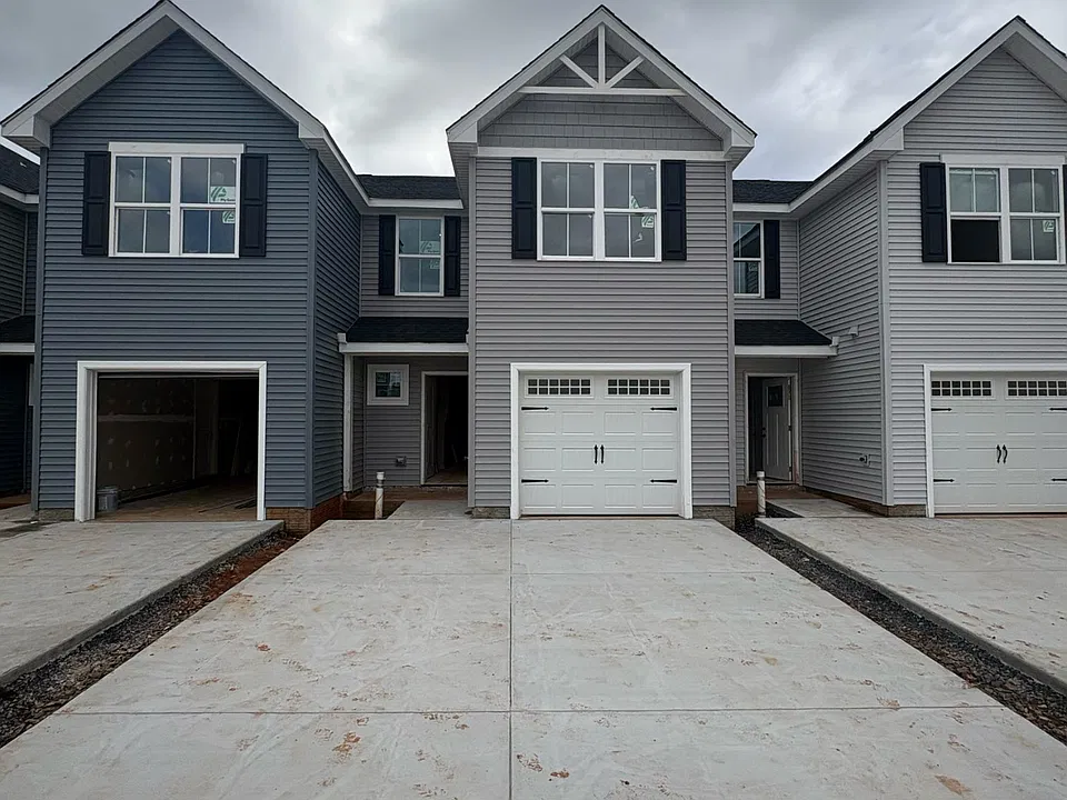 2953 Apricot Dr