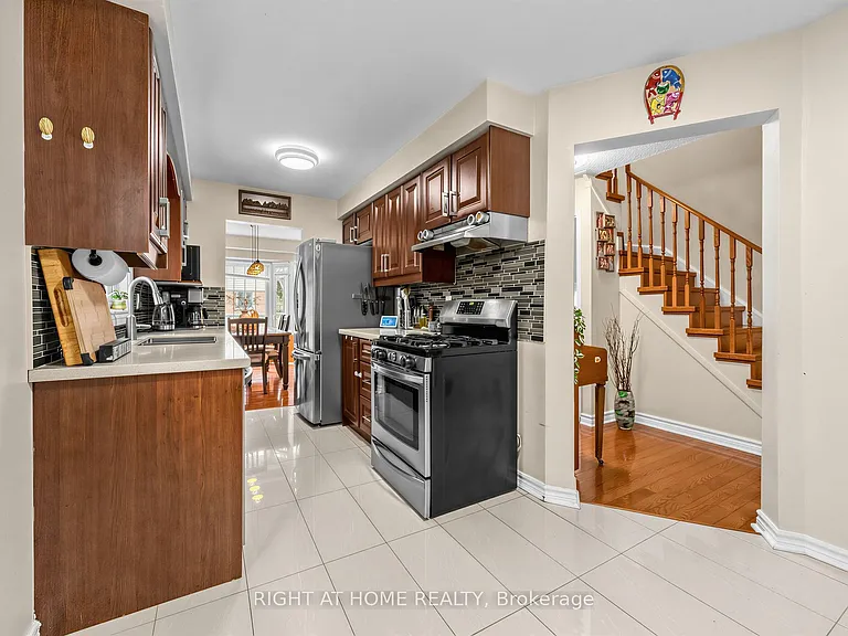 1663 Tawnberry St — Photo 11