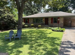 224 Shawnee Trl SE, Marietta, GA 30067