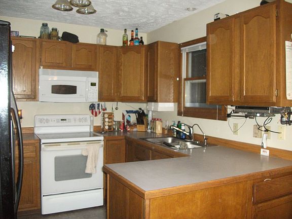 5th image of 10530 N 137th St