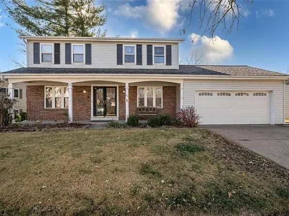 618 Fox Plains Dr, Florissant, MO 63034