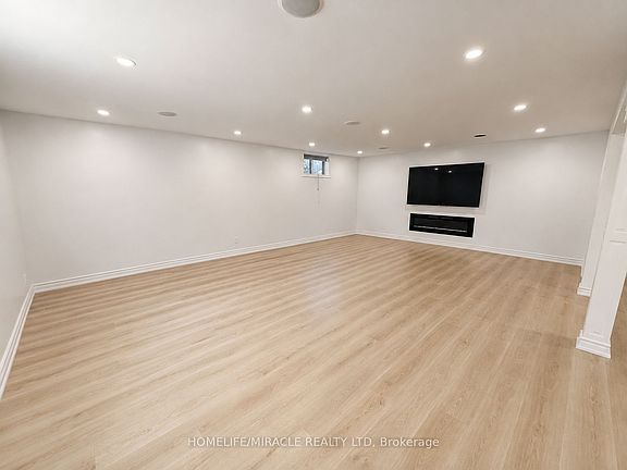 2nd image of 23 Brussels St