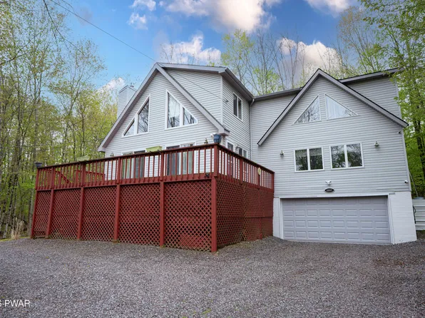 120 S Fairway Dr, Lake Ariel, PA 18436