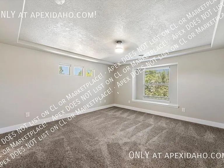 1828 W Divide Creek St — Photo 47