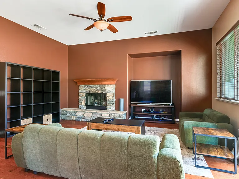34026 Castle Pines Dr — Photo 6