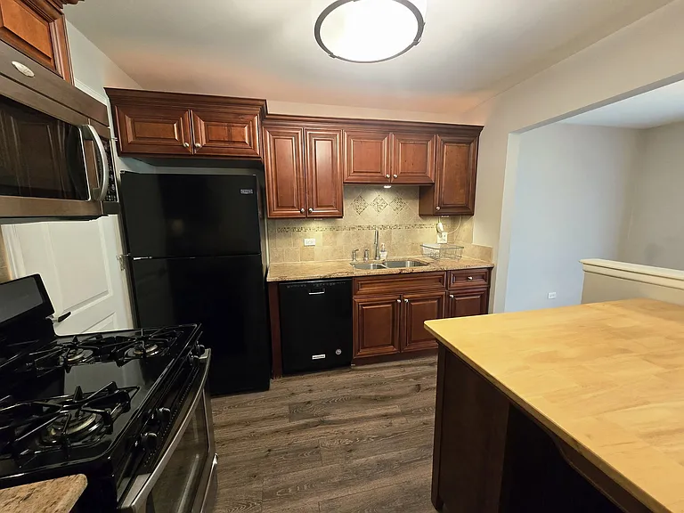 349 Newgate Ct #C1 — Photo 6