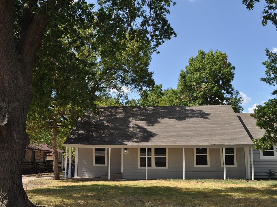 1st image of 303 Olive St