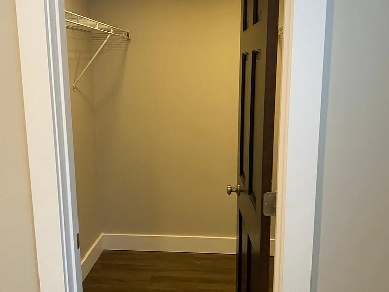 319 Ellicott St — Photo 16