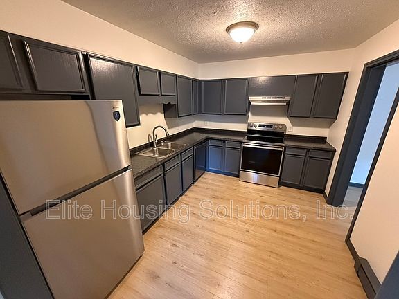 4th image of 282 Blue Sky Dr APT 1