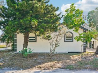 12832 Campbell Ln, Largo, FL 33774