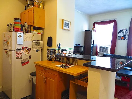 55 Queensberry St #5 Photo 1
