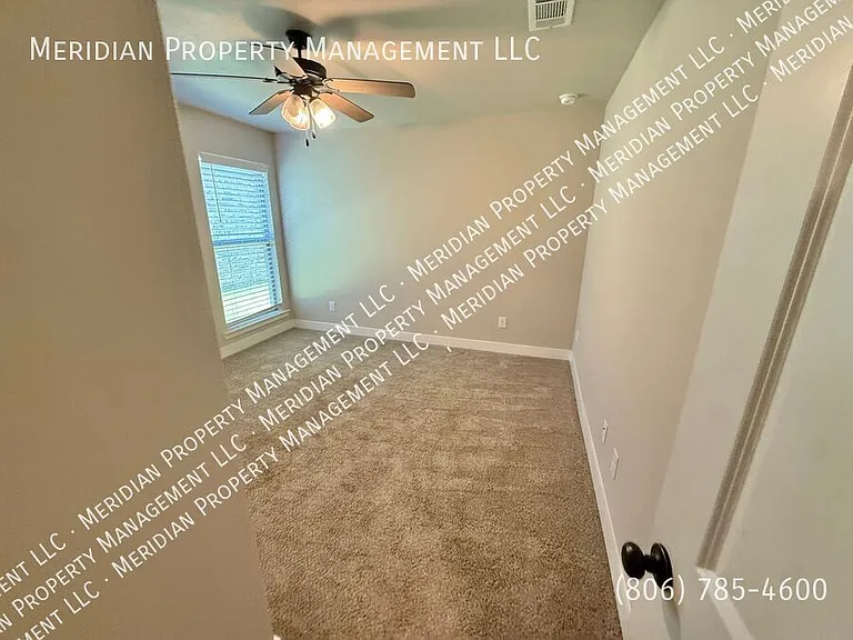10421 Winfield Ave — Photo 10