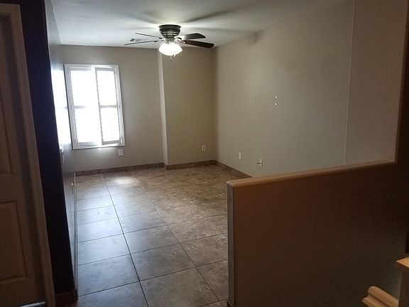 3rd image of 35025 N 30th Dr