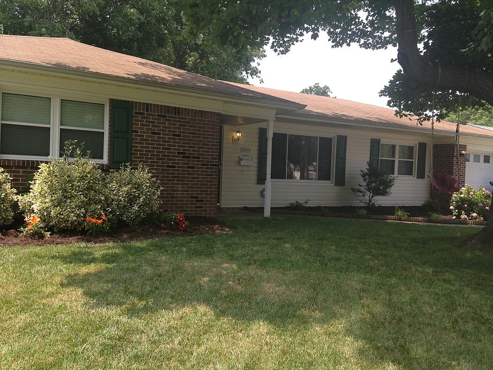 2nd image of 509 Windsor Gate Cir