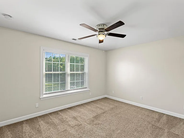 400 Mossy Oak Ln — Photo 19