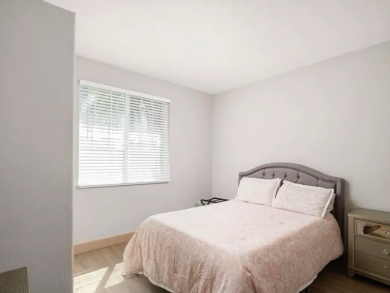 6107 Shasta Daisy Way — Photo 5