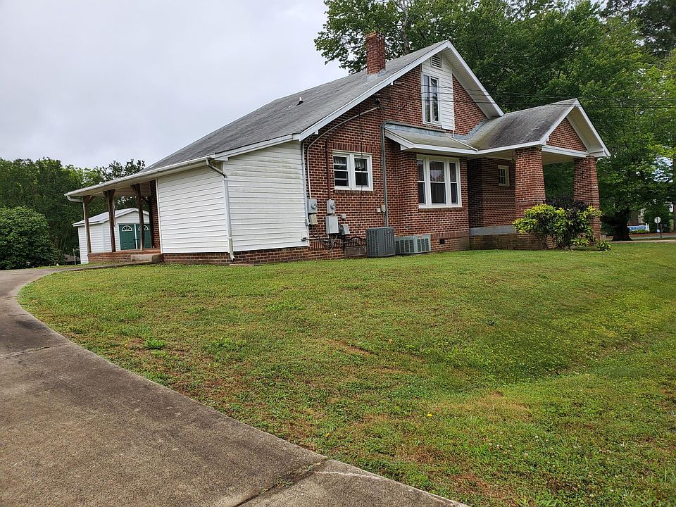 Back of home from Trace Drive