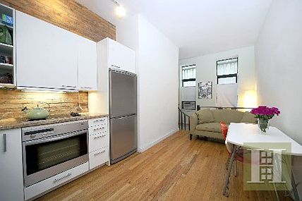 1st image of 410 W 25th St APT 1B