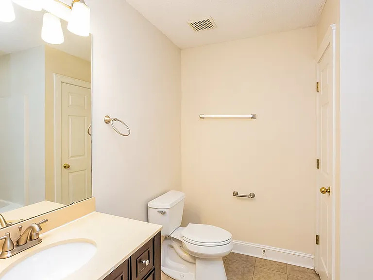 13438 Glencreek Ln — Photo 11