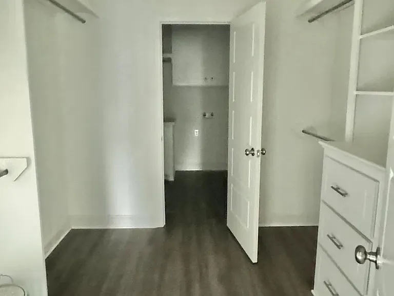 405 Baleigh Way — Photo 9