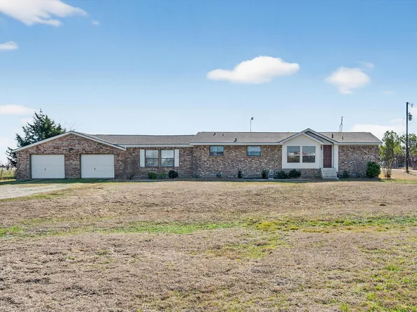 553 Sabine Creek Rd, Royse City, TX 75189