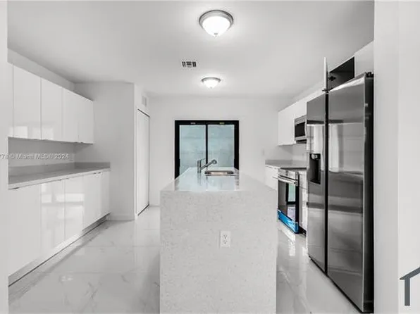 634 SW 7th St, Homestead, FL 33030