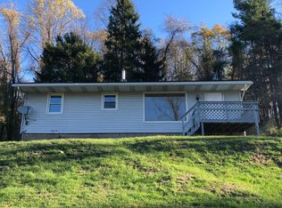 37 Emerald Ln, Triadelphia, WV 26059