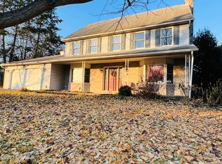 1185 Pine St, Milton, PA 17847