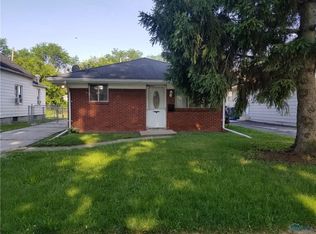 3523 Terrace Dr, Toledo, OH 43611