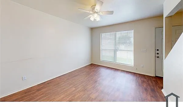 2 bed, 891 sqft, $850 — Photo 3