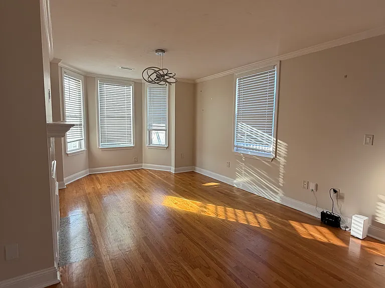 408 Seaver St #2 — Photo 30