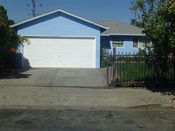 2nd image of 221 Del Norte Ave