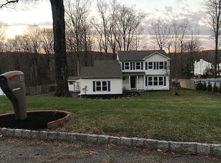 2 Colonial Circle Dr, Lake Hopatcong, NJ 07849