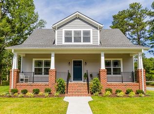 121 Giddy Up Ln, Ashland, VA 23005